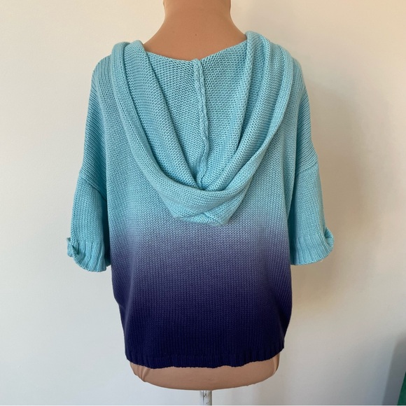 Anthropologie 525 America Blue Ombre Knit Short Sleeve Cropped Hoodie Sweater M - Picture 6 of 12